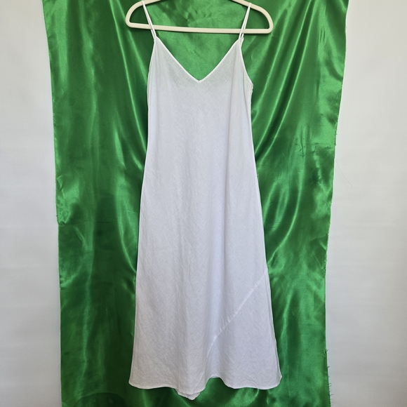 Aritzia Wilfred Dresses & Skirts - WILFRED ARITZIA SLIP DRESS WHITE 100% LINEN WOMEN SPAGHETTI STRAP SZ MEDIUM